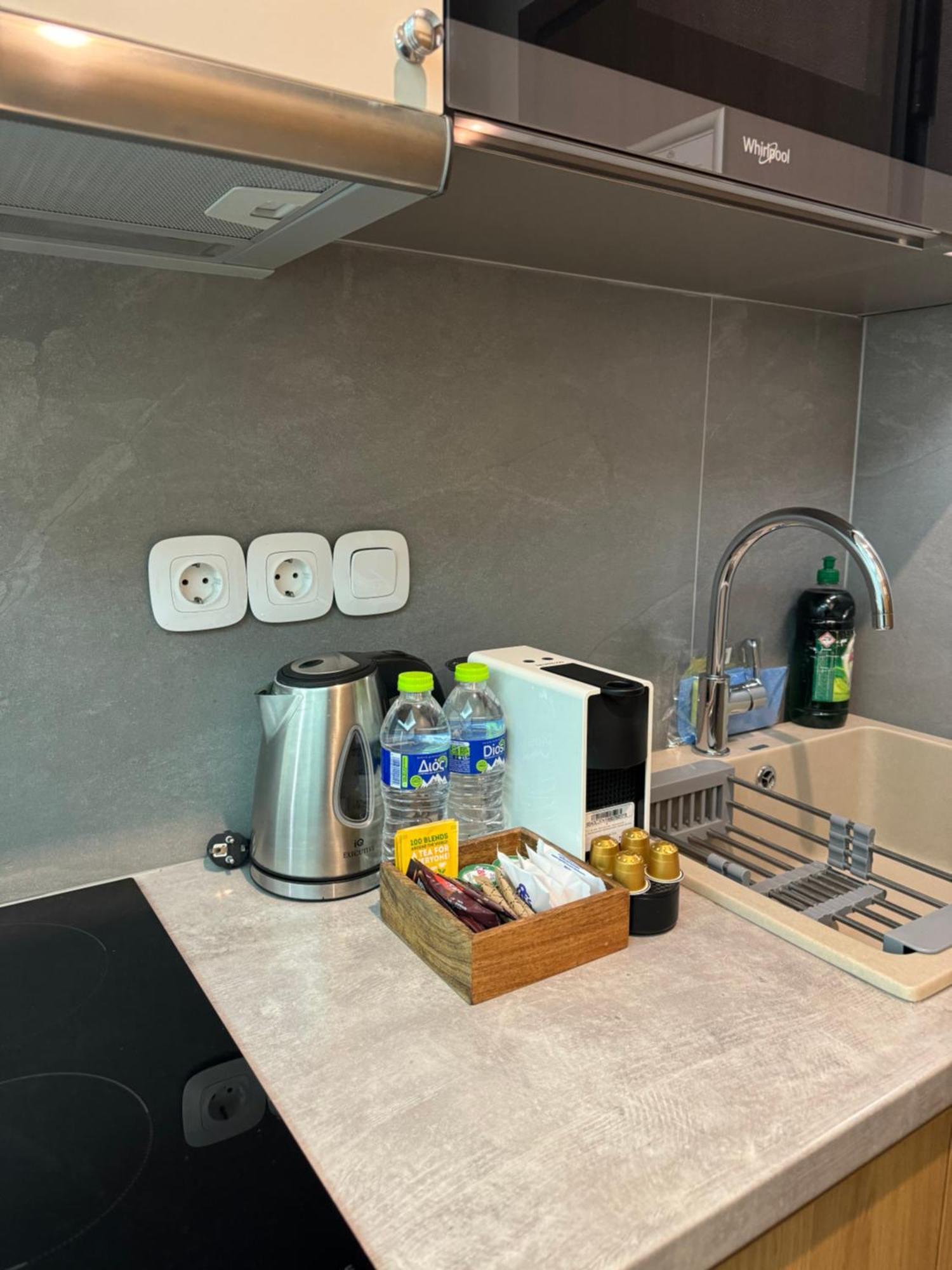 Chic Centre Suites Ateny Zewnętrze zdjęcie